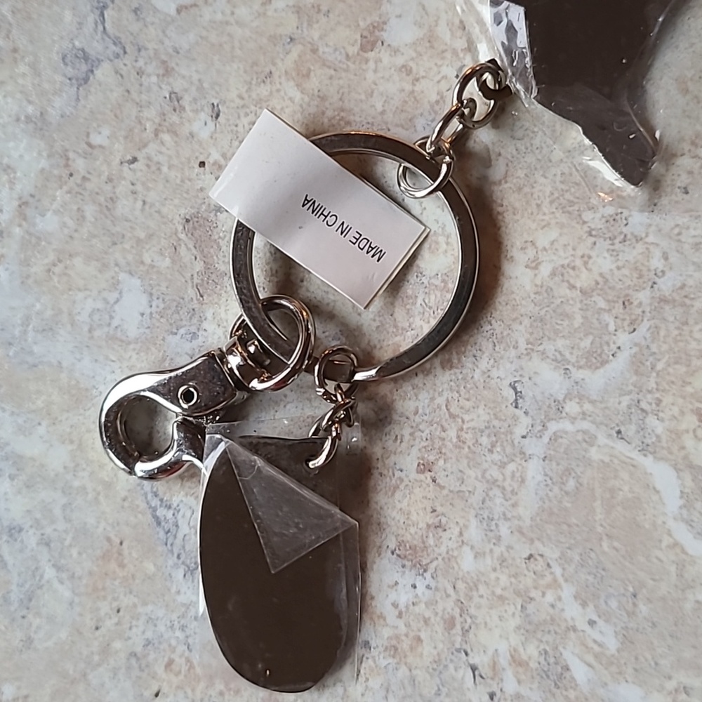 Sakroots Keychain - Picture 5 of 5